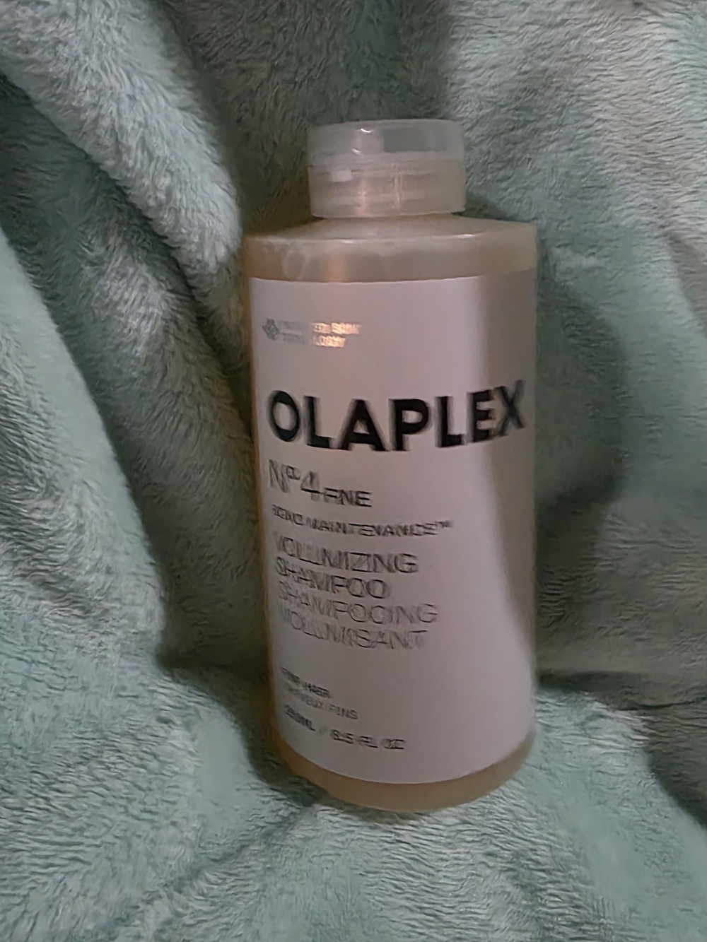 OLAPLEX Volumizing Shampoo Bottle 250ml